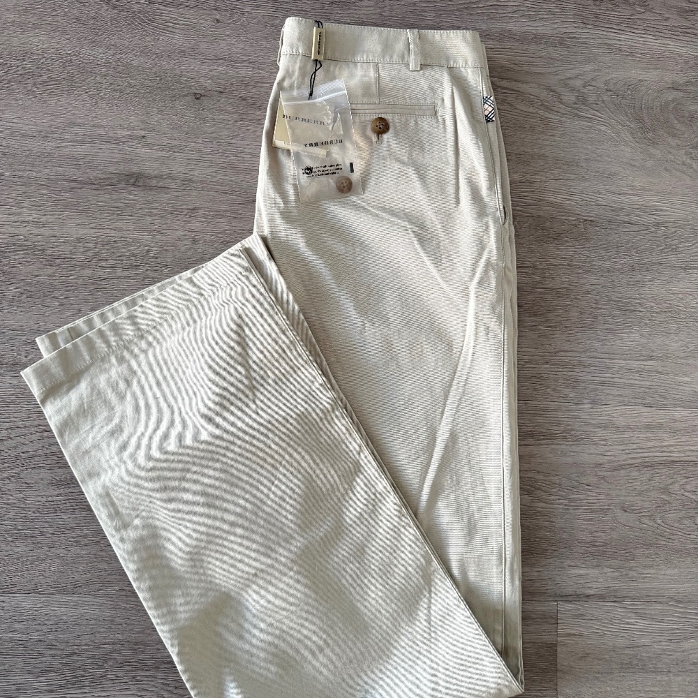NWT Burberry Khaki Trouser Pants /Chinos - Boys Size 16Y